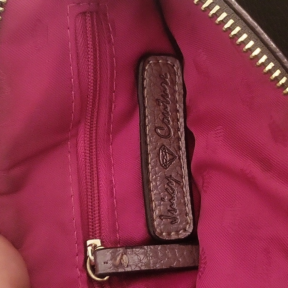 Juicy Couture iridescent pewter metalic sheen double quilted crossbody bag - Picture 5 of 11